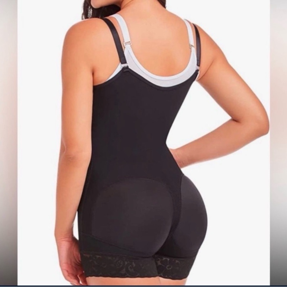 Elegant Black Shapewear Bodysuit